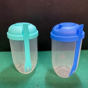 ON THE GO Salad Containers!